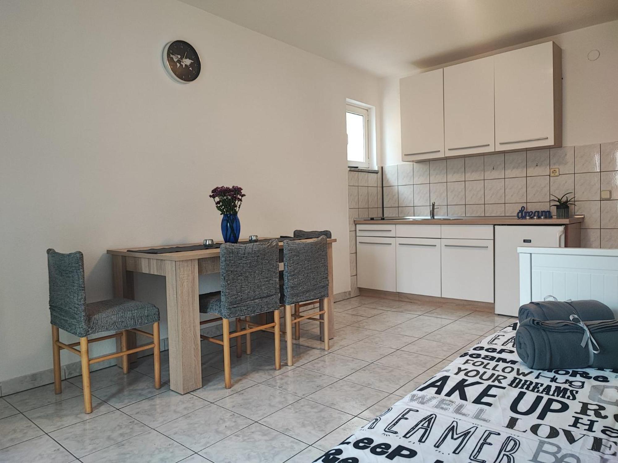 Ferienwohnung Apartman Luka Vodice Exterior foto