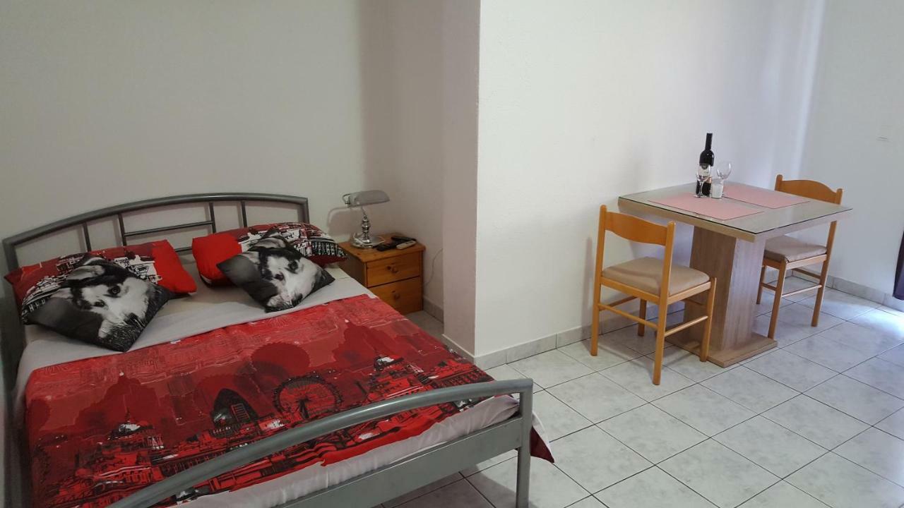 Ferienwohnung Apartman Luka Vodice Exterior foto
